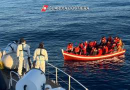 Декрет о безопасности стал законом: 162 «за». Оппозиция в зале поёт «Bella ciao»