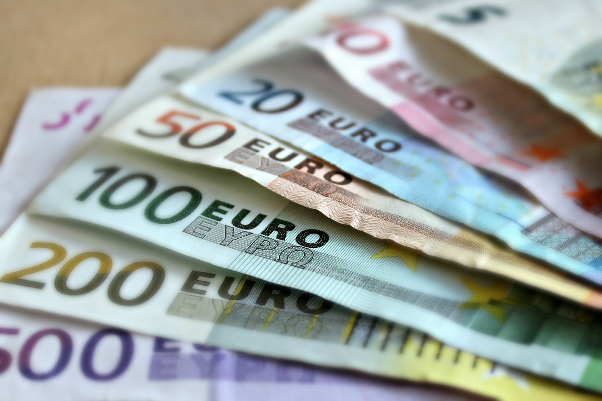 mery_gosudarstvennoy_finansovoy_podderzhki_semey_rezidentov_italii_v_2020_godu