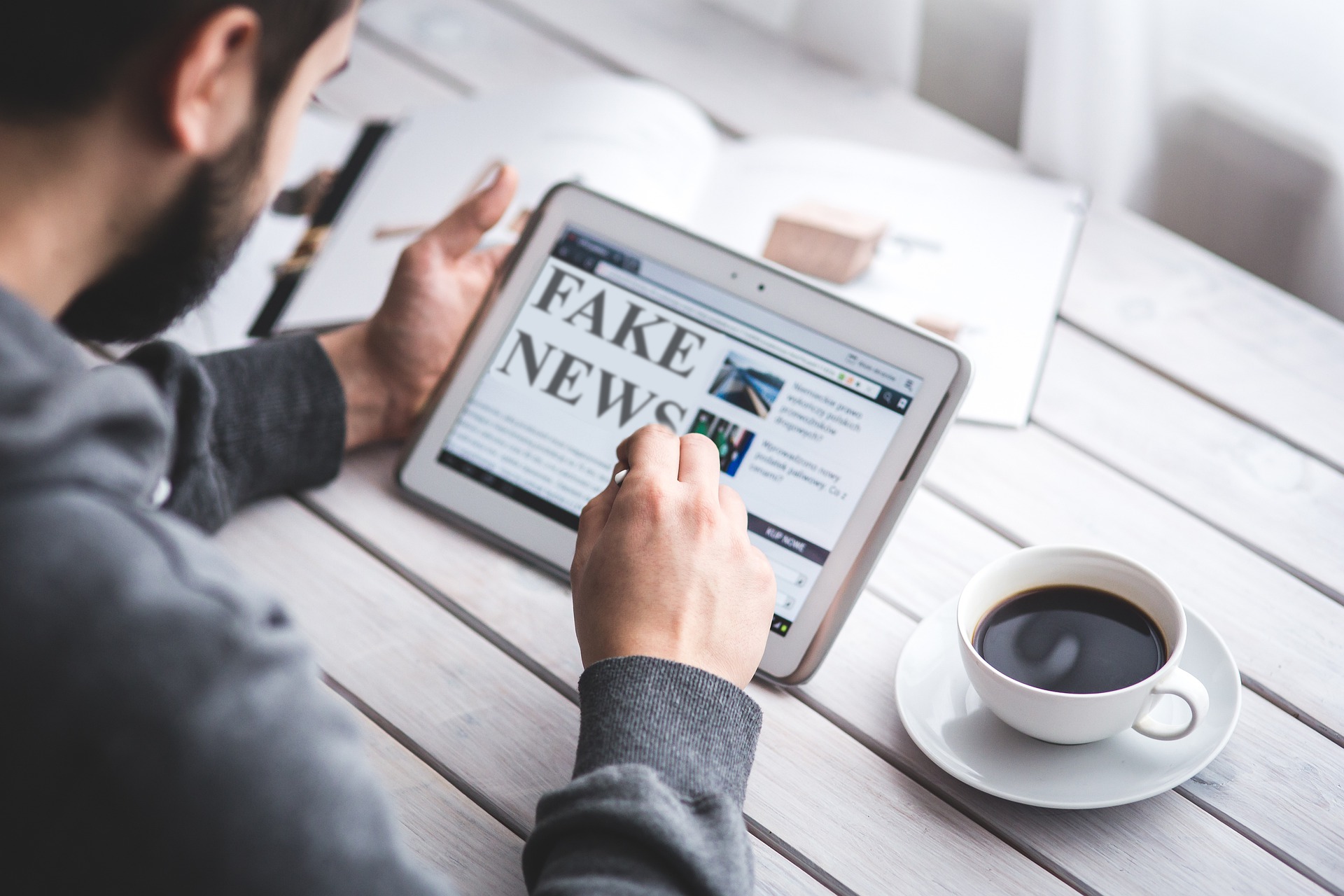 fake-news-4881486_1920