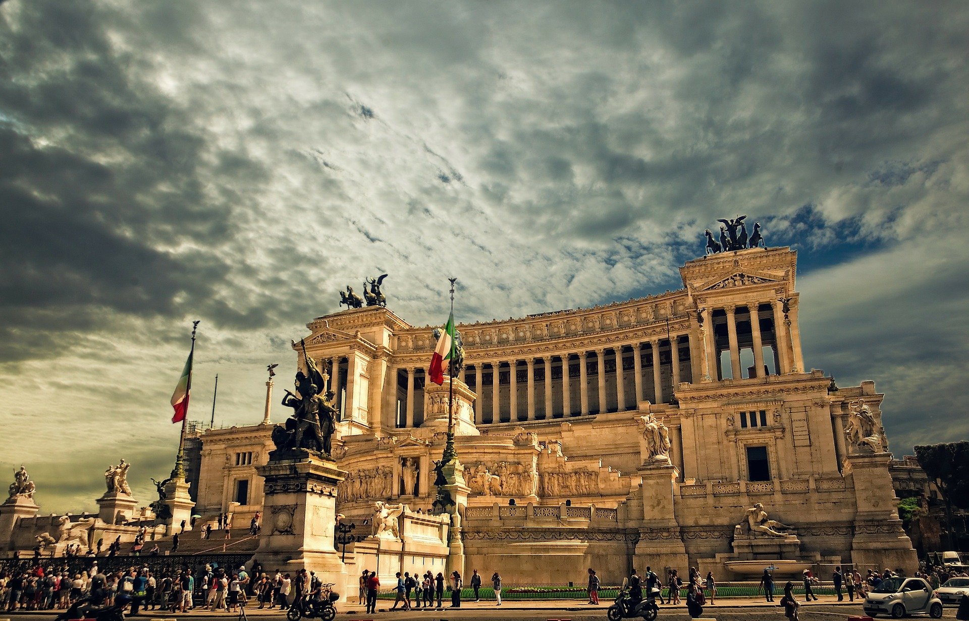 vittorio-emanuele-monument-298412_1920