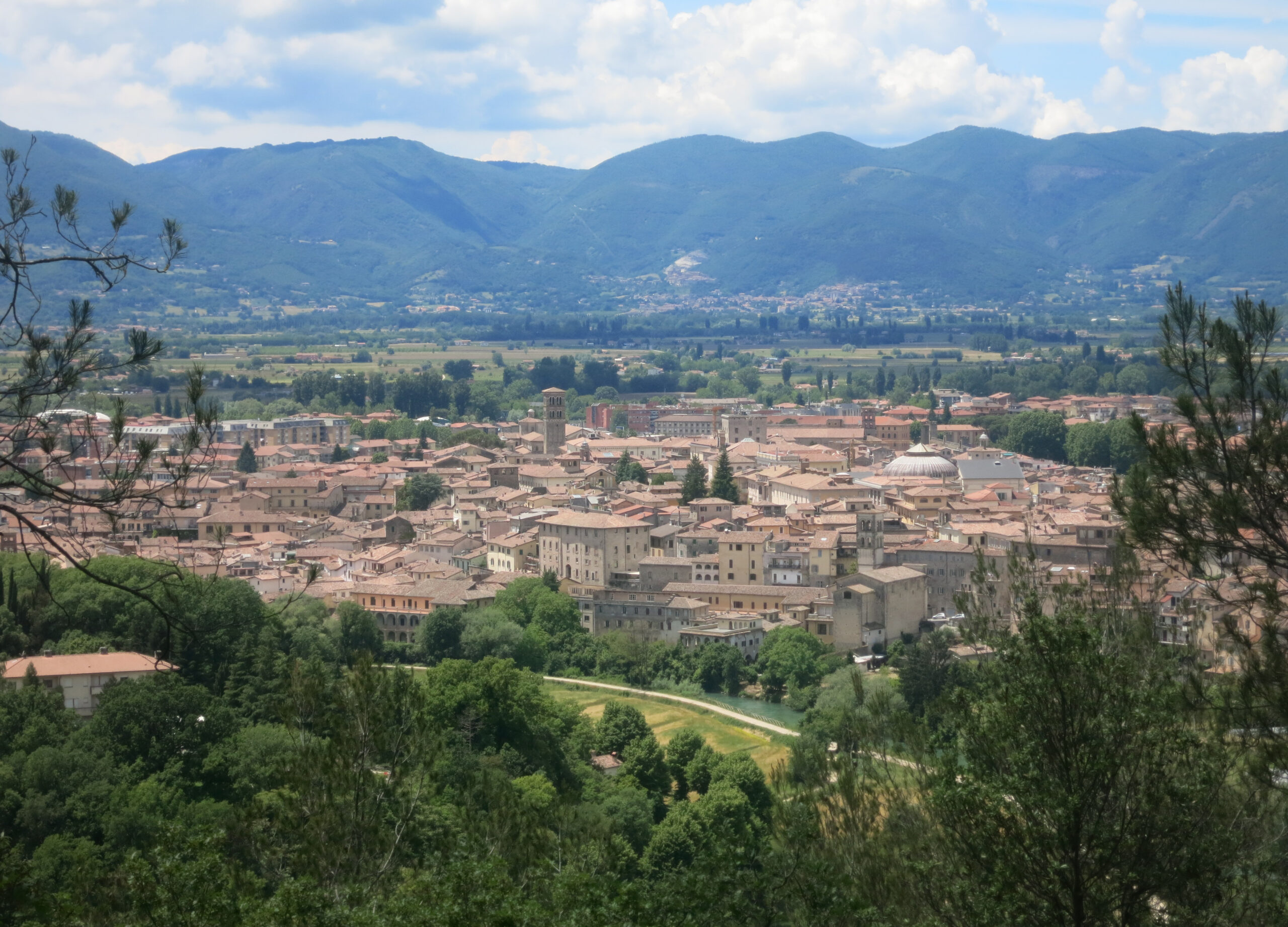 rieti_da_colle_san_mauro_-_centro_storico_2_mid