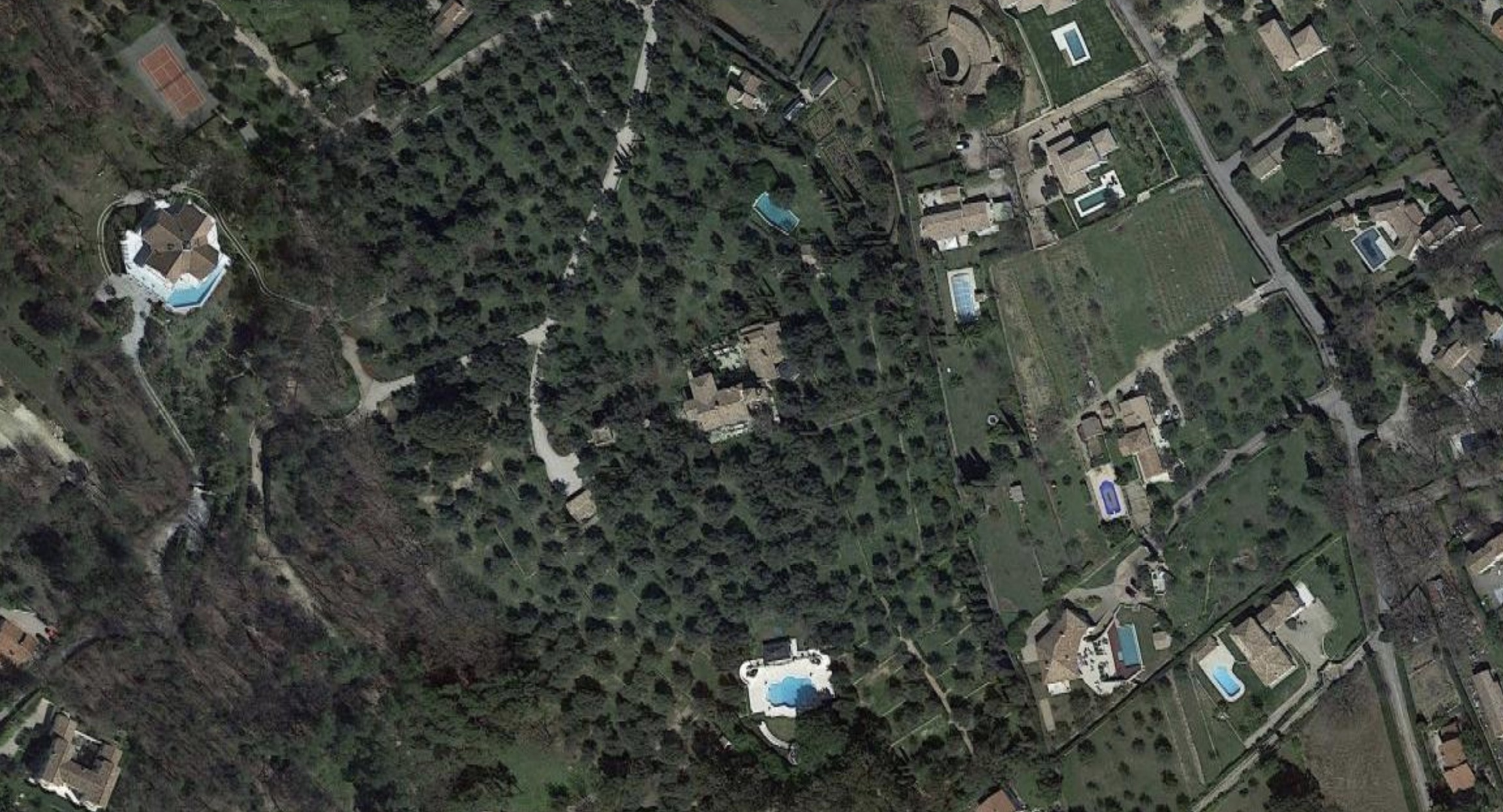villa-berlusconi-costa-azzurra