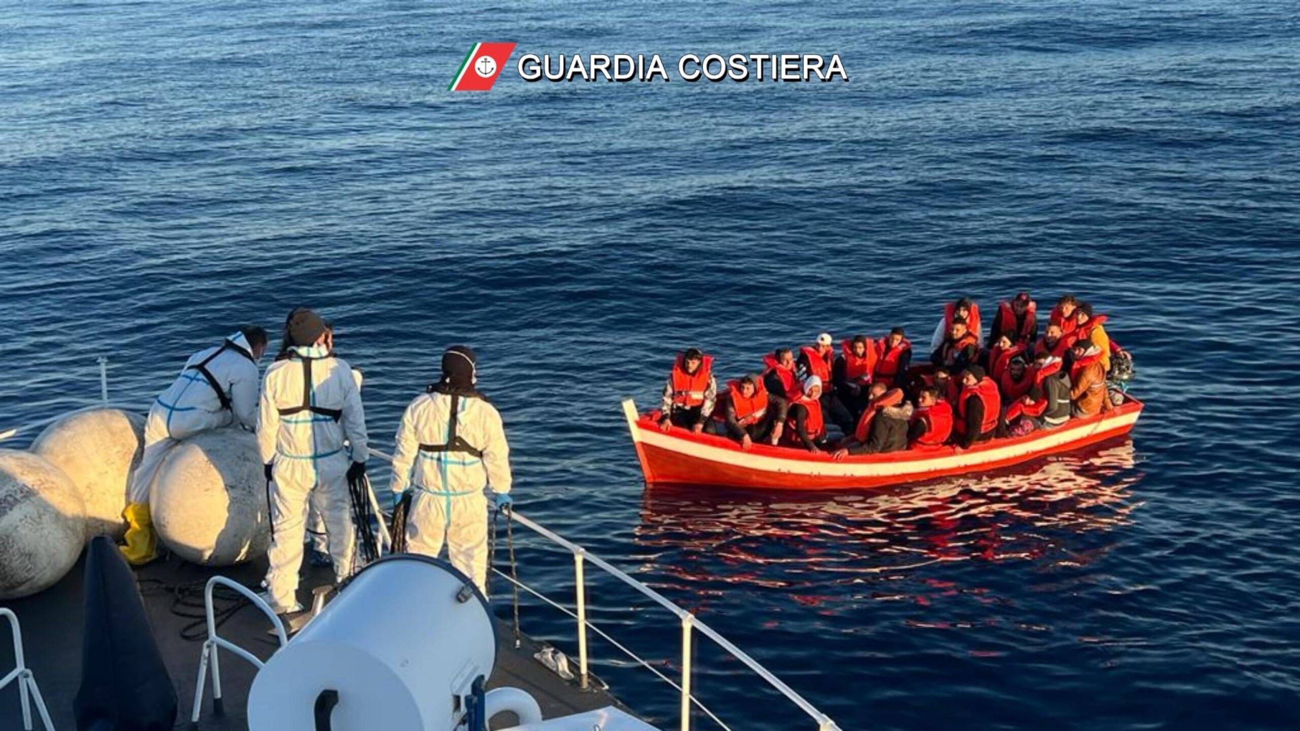 migranti-soccorsi-dalla-guardia-costiera-ansa