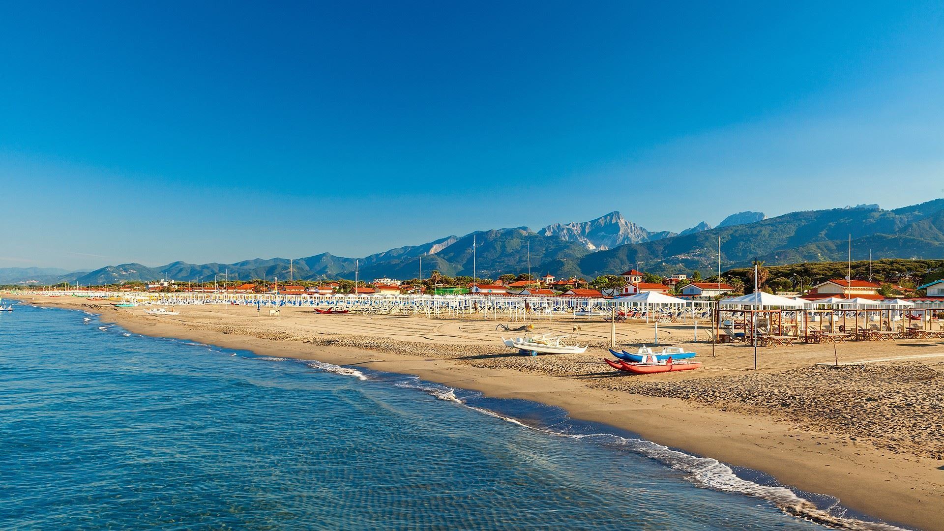 skolko_stoit_dom_na_plyazhe_v_italii_forte-dey-marmi_na_pervom_meste_po_stoimosti
