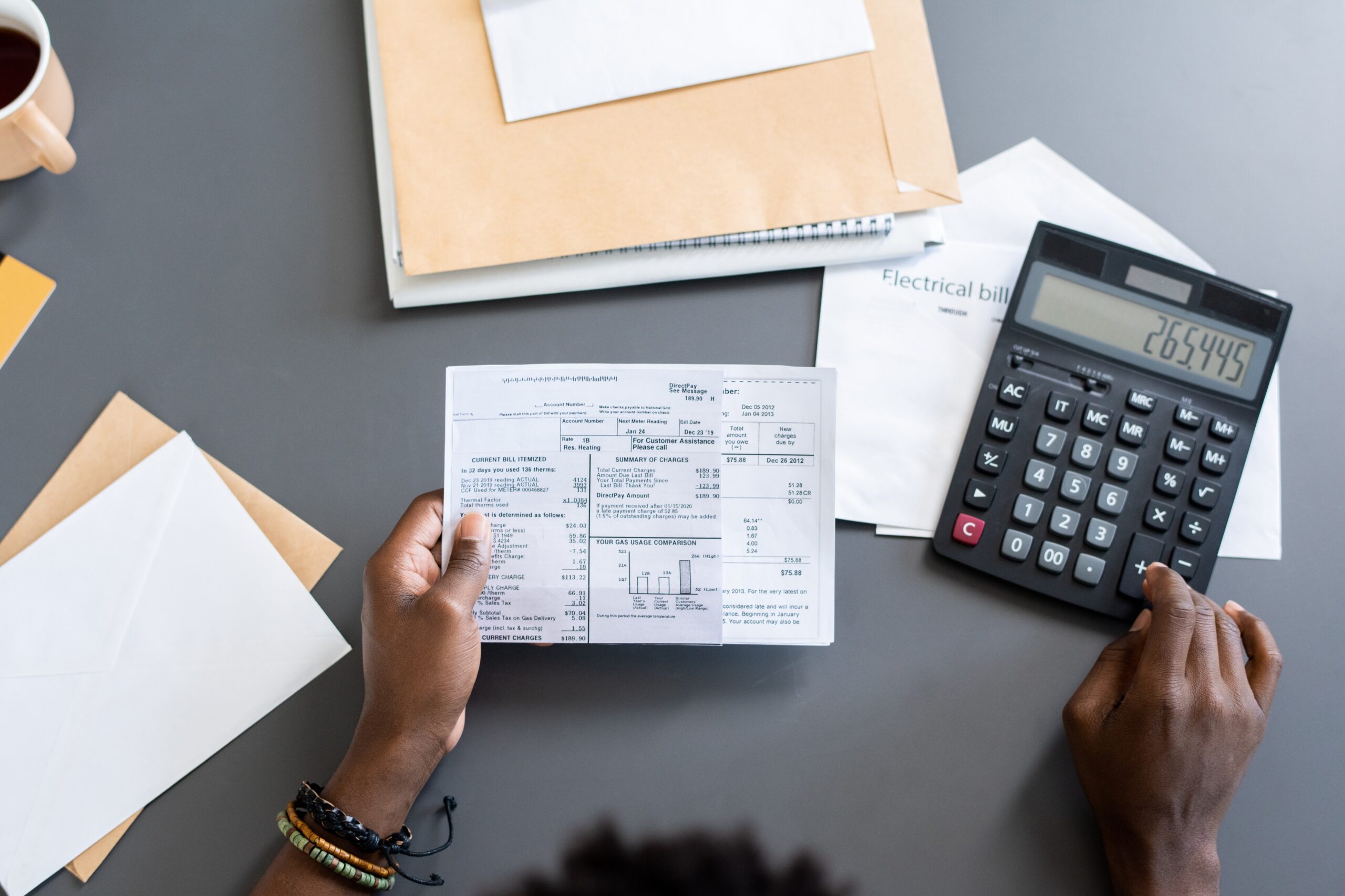 making-calculations-while-examining-bills-2026-01-08-08-01-24-utc_1