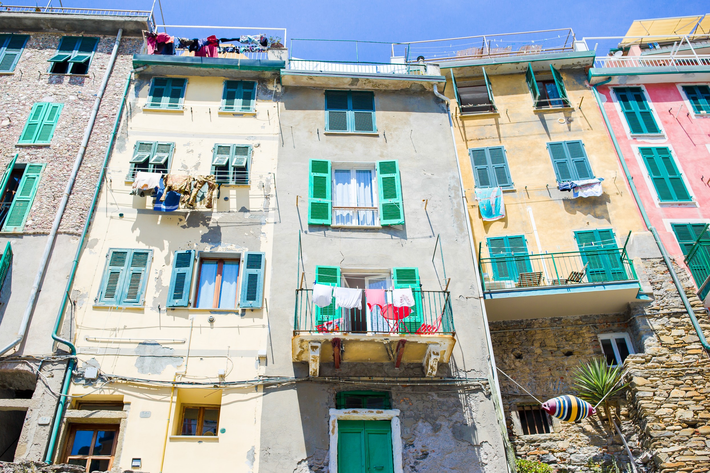typical-houses-in-small-town-in-liguria-2026-03-18-16-03-19-utc_1